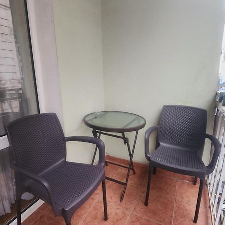 Apartment On 26 May Str Batumi Esterno foto
