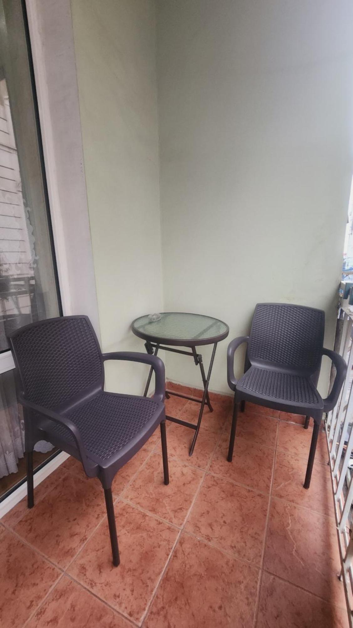 Apartment On 26 May Str Batumi Esterno foto